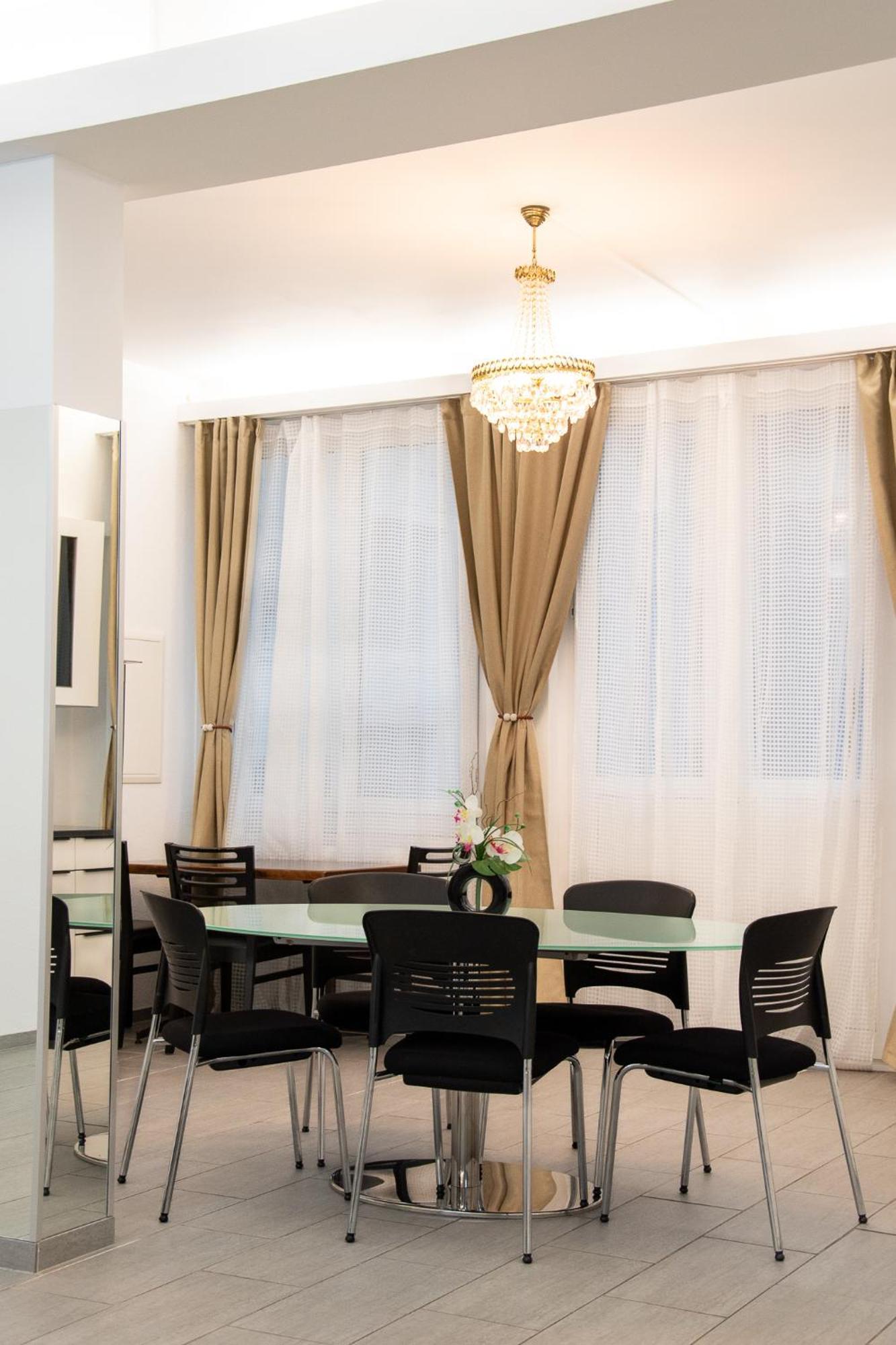 Guest Rooms Diamant Biel/Bienne Εξωτερικό φωτογραφία